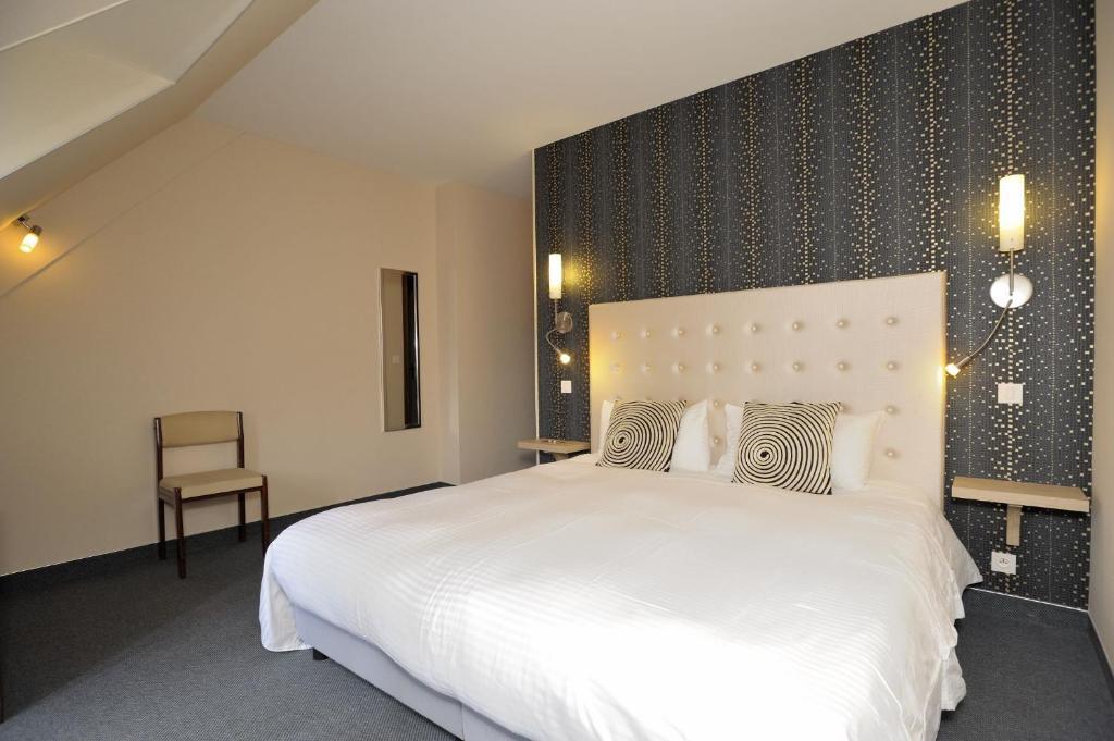 Hotel Logis Le Relais De La Poste Neuveglise Номер фото